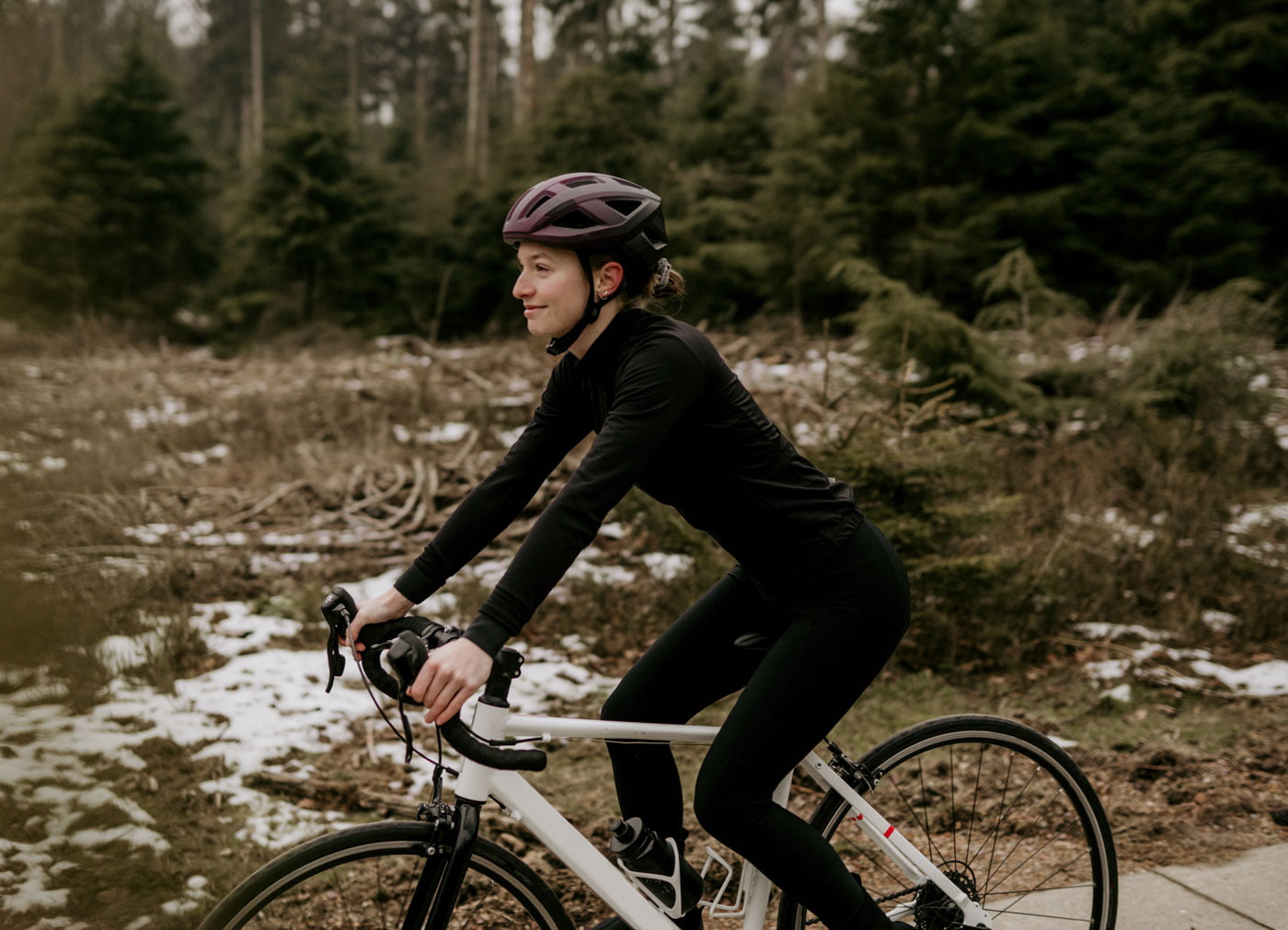 Lazer Tonic KinetiCore Matte Cosmic Berry Black - Cykelhjelm - Billede 8